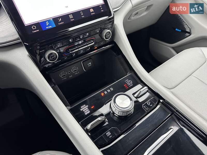 Внедорожник / Кроссовер Jeep Grand Cherokee 2022 в Киеве