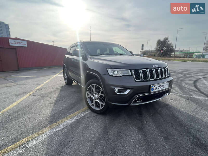 Внедорожник / Кроссовер Jeep Grand Cherokee 2021 в Киеве фото 13 Внедорожник / Кроссовер Jeep Grand Cherokee 2021 в Киеве