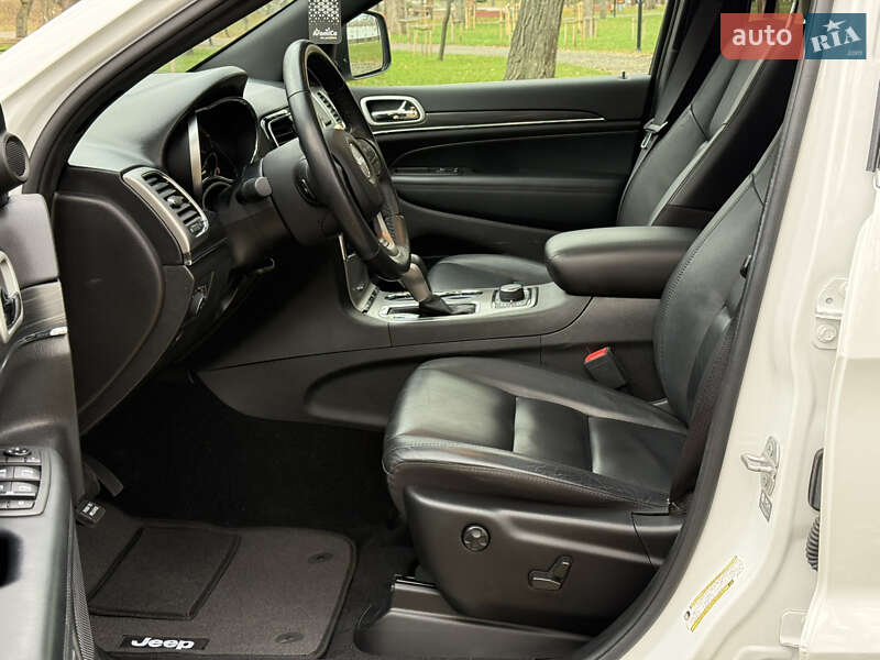 Внедорожник / Кроссовер Jeep Grand Cherokee 2021 в Киеве фото 32 Внедорожник / Кроссовер Jeep Grand Cherokee 2021 в Киеве