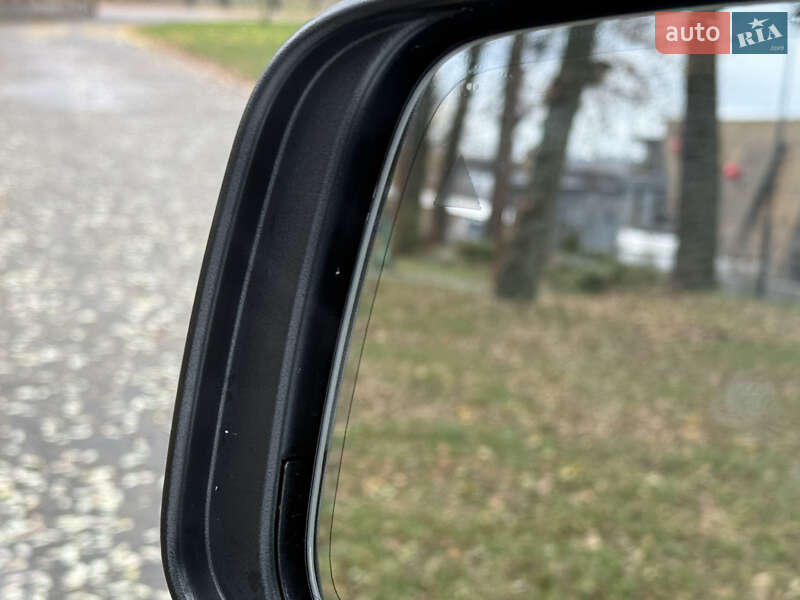 Внедорожник / Кроссовер Jeep Grand Cherokee 2021 в Киеве фото 30 Внедорожник / Кроссовер Jeep Grand Cherokee 2021 в Киеве