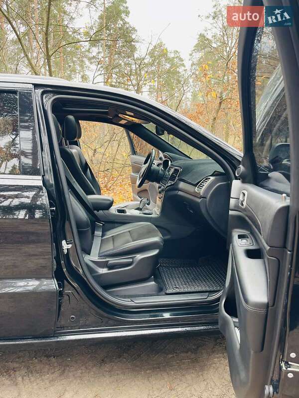 Внедорожник / Кроссовер Jeep Grand Cherokee 2020 в Киеве фото 11 Внедорожник / Кроссовер Jeep Grand Cherokee 2020 в Киеве