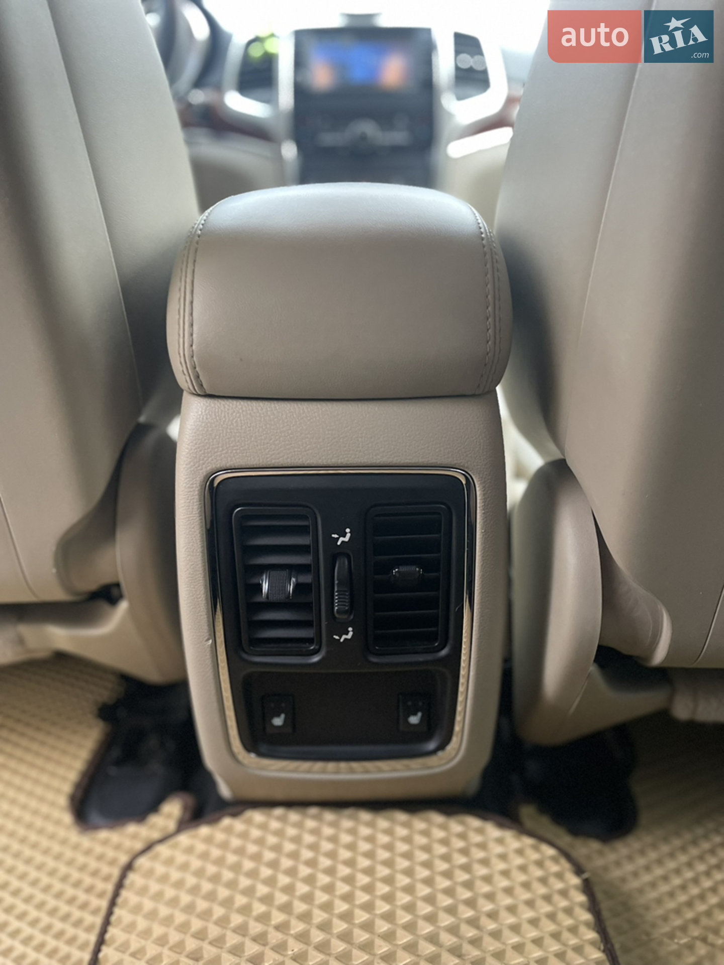 2012 Jeep Grand Cherokee - мініатюра 21