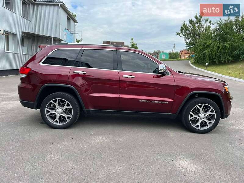 Внедорожник / Кроссовер Jeep Grand Cherokee 2018 в Львове