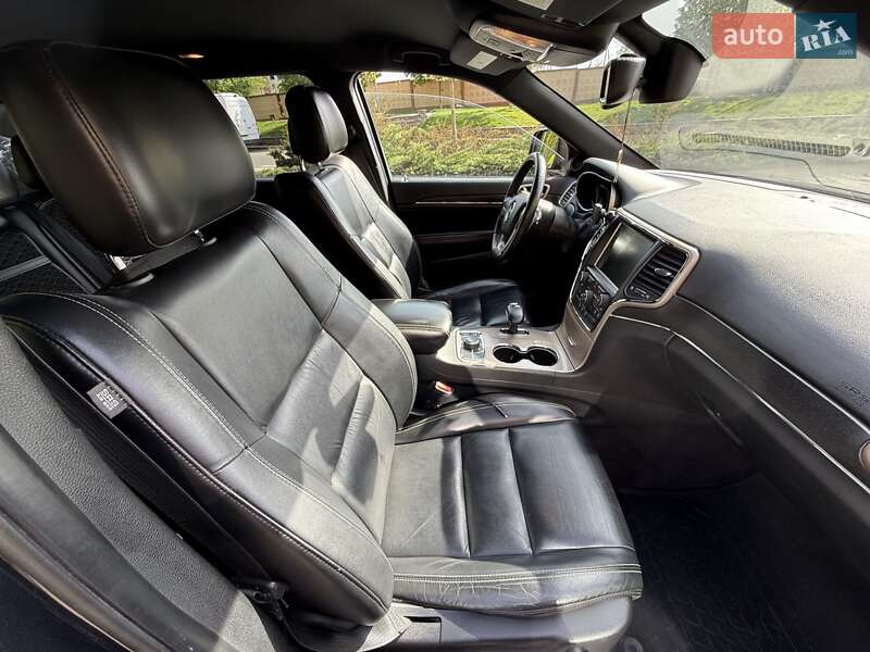 Внедорожник / Кроссовер Jeep Grand Cherokee 2015 в Киеве фото 16 Внедорожник / Кроссовер Jeep Grand Cherokee 2015 в Киеве