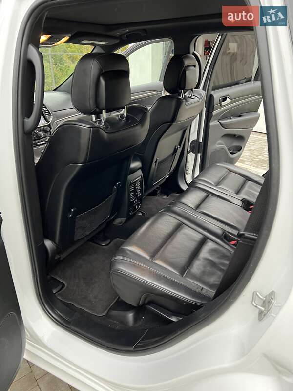 Внедорожник / Кроссовер Jeep Grand Cherokee 2020 в Луцке фото 58 Внедорожник / Кроссовер Jeep Grand Cherokee 2020 в Луцке