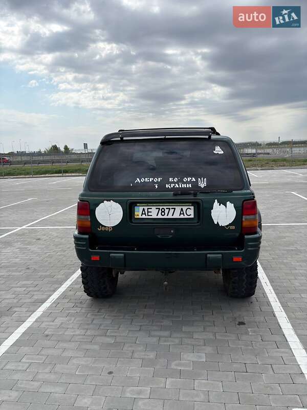 Позашляховик / Кросовер Jeep Grand Cherokee 1996 в Борисполі