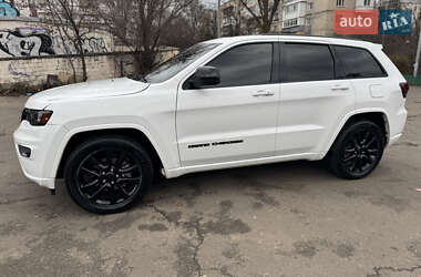 Внедорожник / Кроссовер Jeep Grand Cherokee 2018 в Киеве