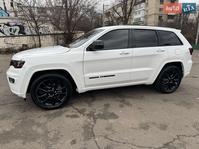 Позашляховик / Кросовер Jeep Grand Cherokee 2018 в Києві