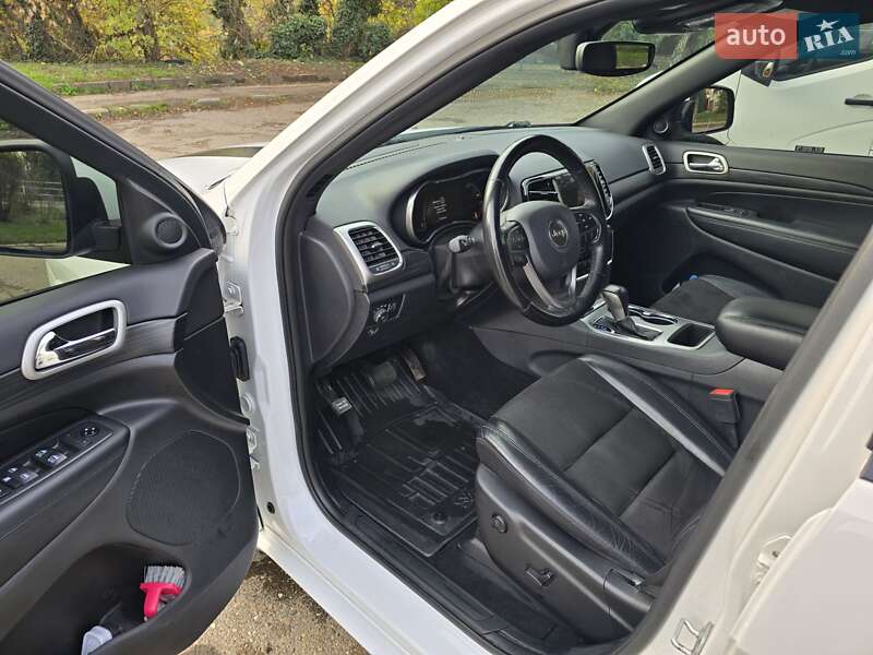 Позашляховик / Кросовер Jeep Grand Cherokee 2020 в Ужгороді