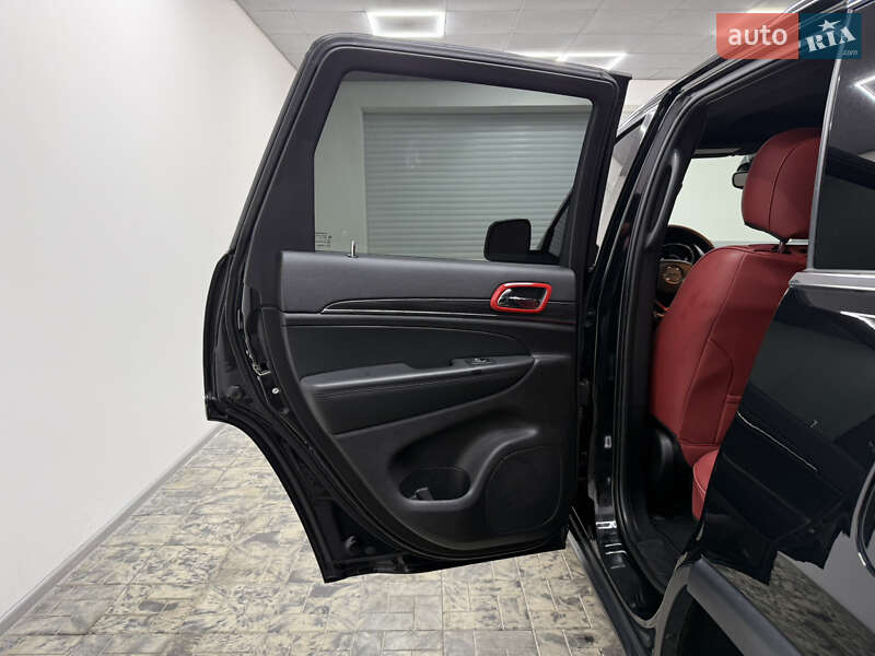 Внедорожник / Кроссовер Jeep Grand Cherokee 2021 в Одессе