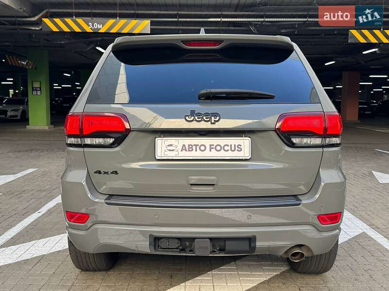Внедорожник / Кроссовер Jeep Grand Cherokee 2021 в Киеве