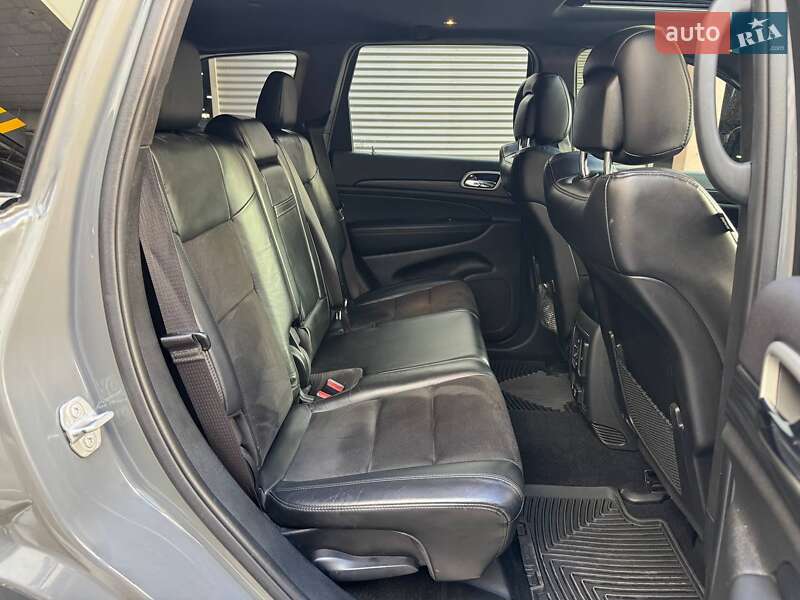 Внедорожник / Кроссовер Jeep Grand Cherokee 2021 в Киеве