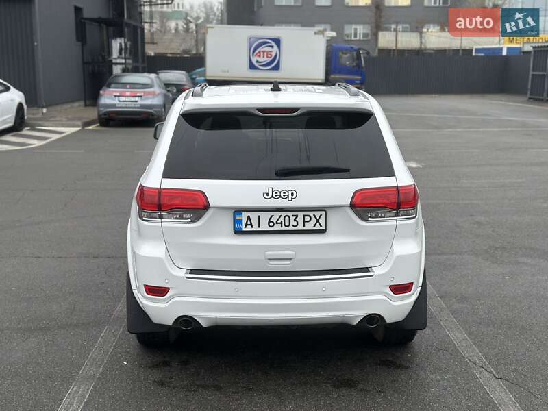 Внедорожник / Кроссовер Jeep Grand Cherokee 2016 в Броварах
