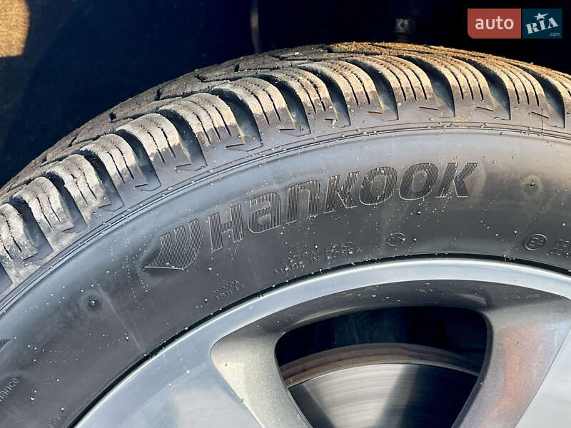 Внедорожник / Кроссовер Jeep Grand Cherokee 2016 в Млинове