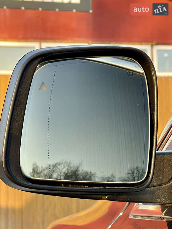 Внедорожник / Кроссовер Jeep Grand Cherokee 2016 в Млинове