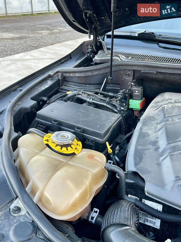 Внедорожник / Кроссовер Jeep Grand Cherokee 2016 в Млинове