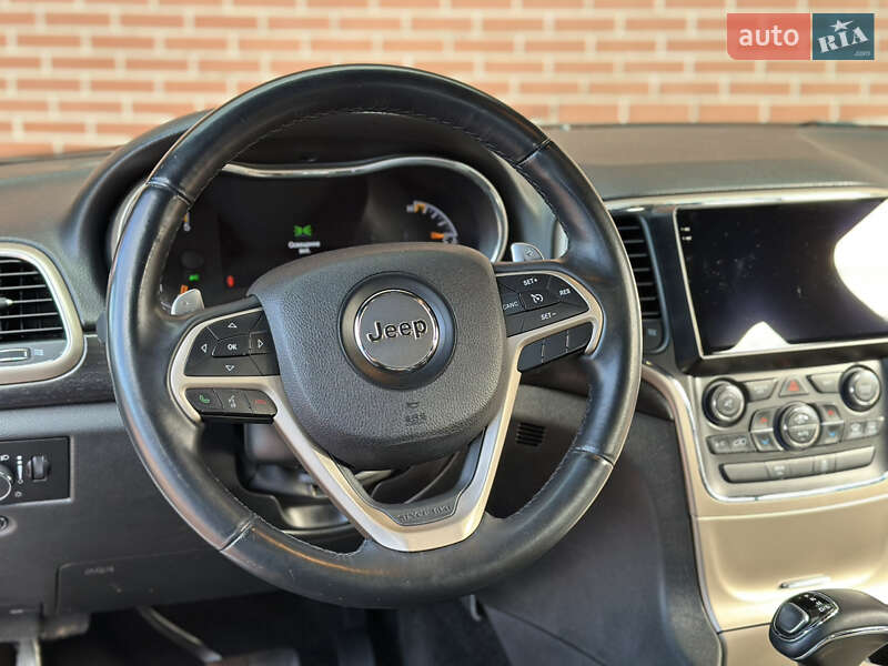 Внедорожник / Кроссовер Jeep Grand Cherokee 2013 в Одессе