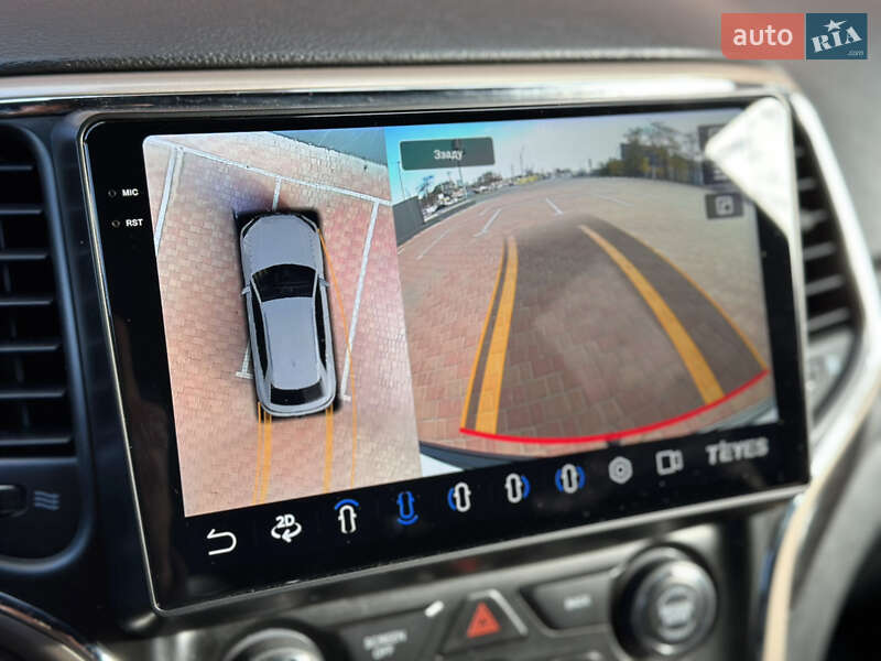 Внедорожник / Кроссовер Jeep Grand Cherokee 2013 в Одессе