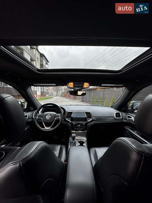 Внедорожник / Кроссовер Jeep Grand Cherokee 2019 в Киеве фото 32 Внедорожник / Кроссовер Jeep Grand Cherokee 2019 в Киеве