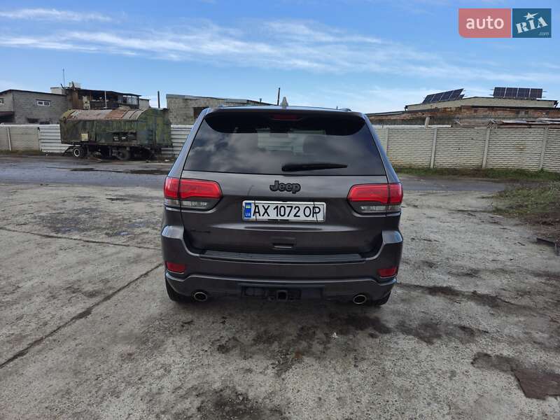 Внедорожник / Кроссовер Jeep Grand Cherokee 2014 в Харькове
