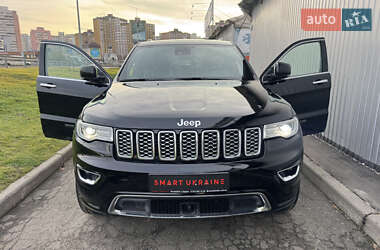 Внедорожник / Кроссовер Jeep Grand Cherokee 2016 в Киеве