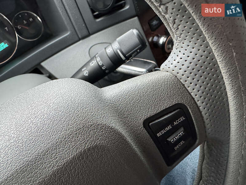 Внедорожник / Кроссовер Jeep Grand Cherokee 2005 в Киеве