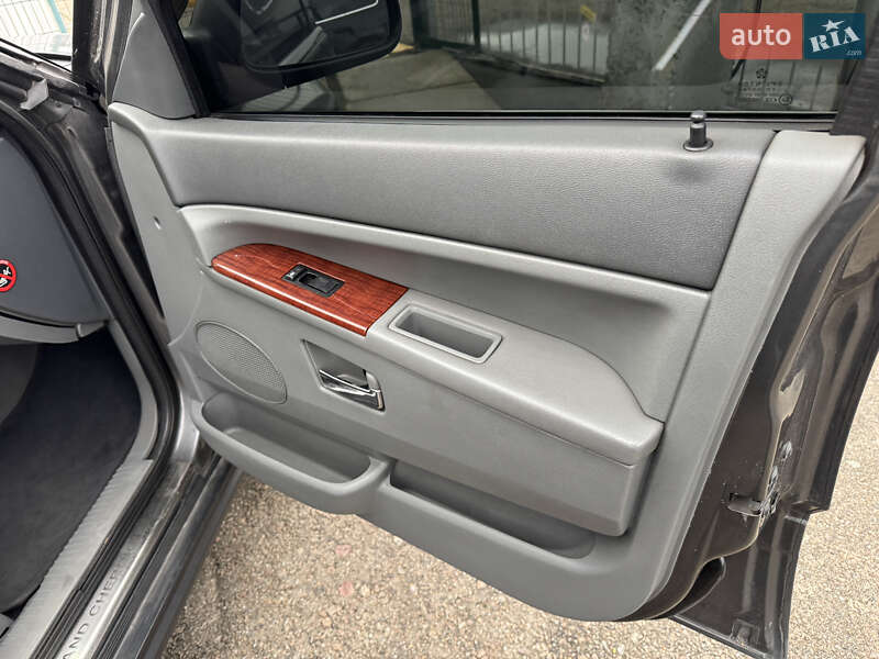 Внедорожник / Кроссовер Jeep Grand Cherokee 2005 в Киеве