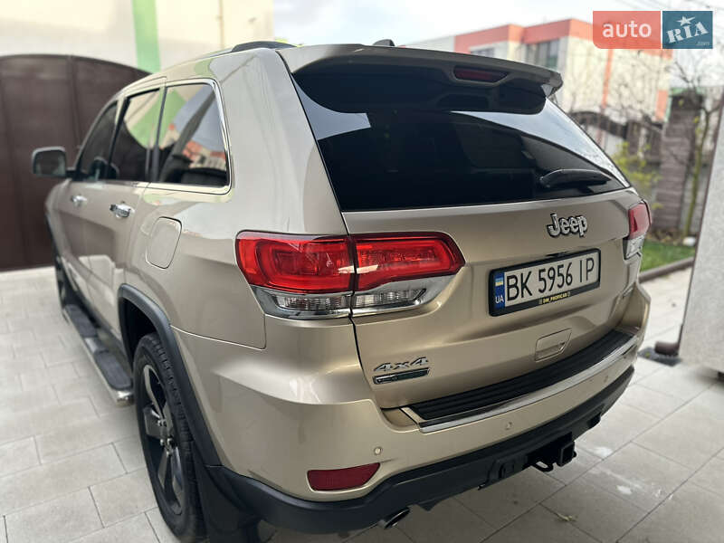 Внедорожник / Кроссовер Jeep Grand Cherokee 2013 в Ровно