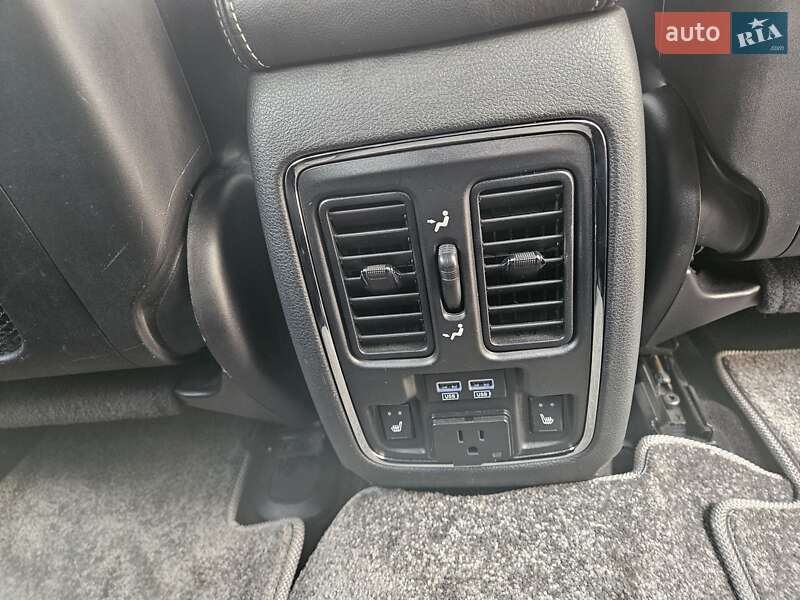 Внедорожник / Кроссовер Jeep Grand Cherokee 2016 в Одессе