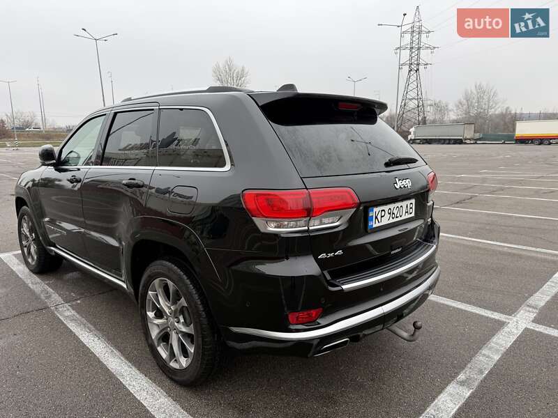 Внедорожник / Кроссовер Jeep Grand Cherokee 2019 в Киеве