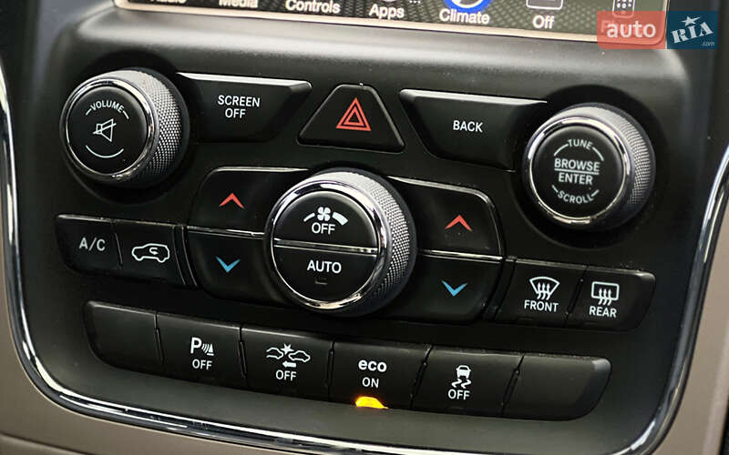 Внедорожник / Кроссовер Jeep Grand Cherokee 2014 в Львове