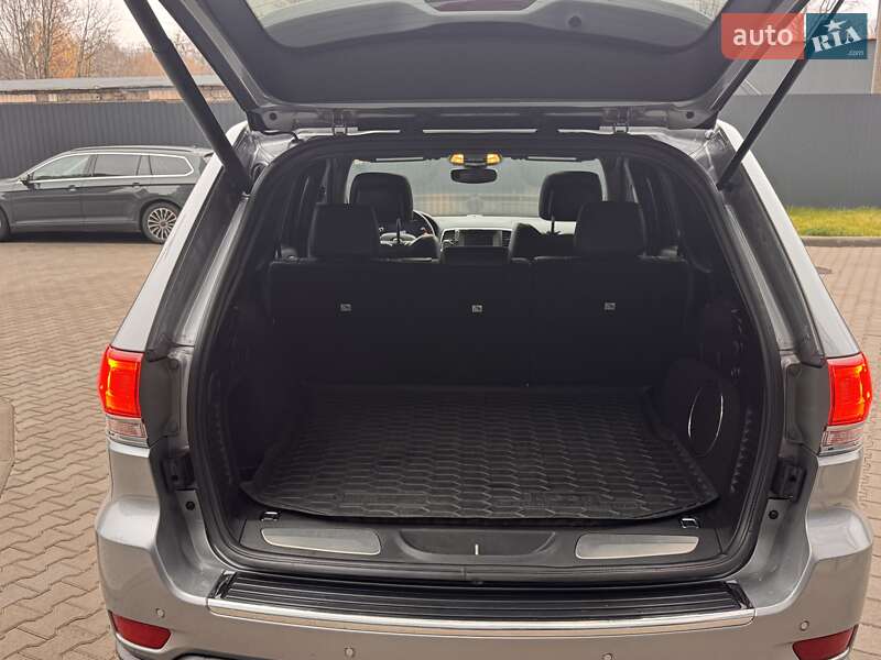 Внедорожник / Кроссовер Jeep Grand Cherokee 2018 в Киеве фото 16 Внедорожник / Кроссовер Jeep Grand Cherokee 2018 в Киеве