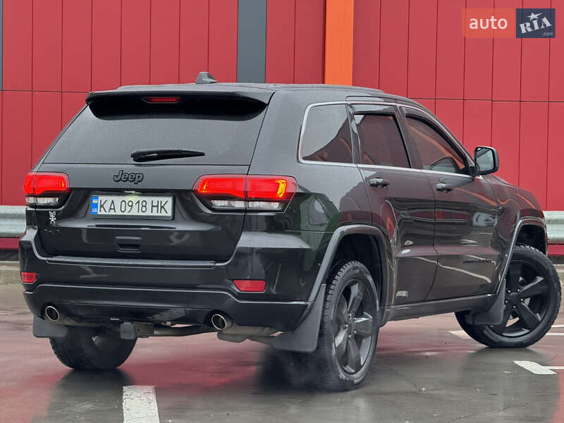 Внедорожник / Кроссовер Jeep Grand Cherokee 2015 в Киеве