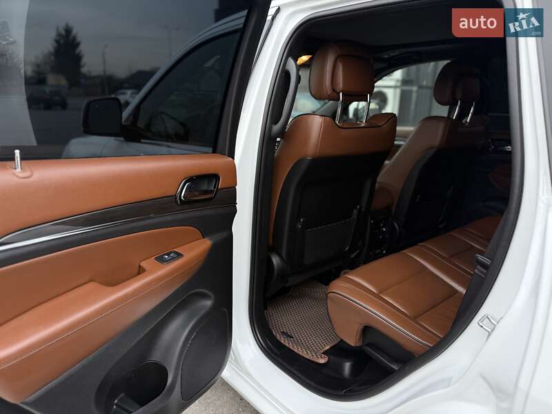 Внедорожник / Кроссовер Jeep Grand Cherokee 2021 в Броварах