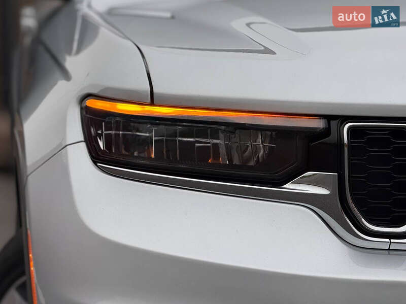 Внедорожник / Кроссовер Jeep Grand Cherokee 2021 в Киеве