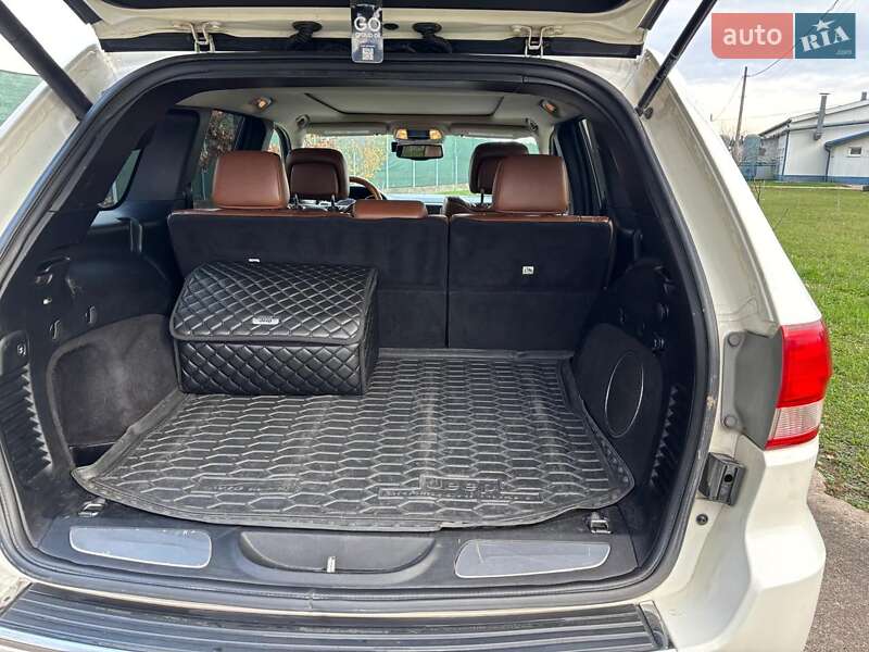 Позашляховик / Кросовер Jeep Grand Cherokee 2011 в Ужгороді