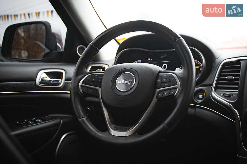 Внедорожник / Кроссовер Jeep Grand Cherokee 2017 в Киеве фото 17 Внедорожник / Кроссовер Jeep Grand Cherokee 2017 в Киеве