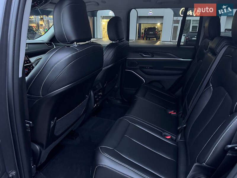 Внедорожник / Кроссовер Jeep Grand Cherokee 2023 в Киеве фото 31 Внедорожник / Кроссовер Jeep Grand Cherokee 2023 в Киеве