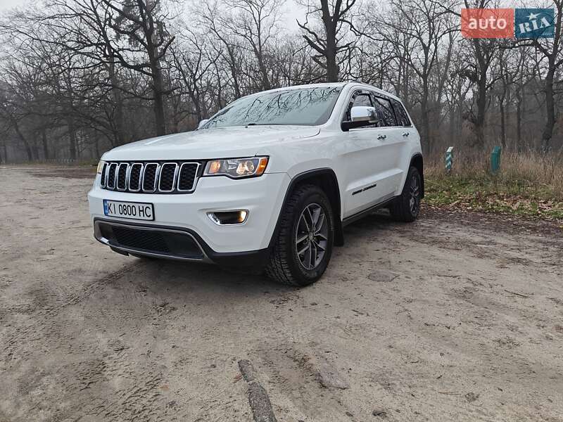 Внедорожник / Кроссовер Jeep Grand Cherokee 2018 в Киеве