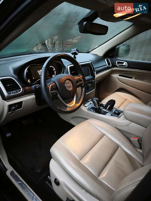 Внедорожник / Кроссовер Jeep Grand Cherokee 2018 в Киеве