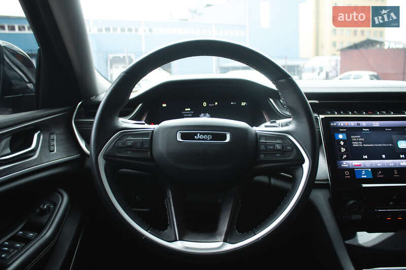 Внедорожник / Кроссовер Jeep Grand Cherokee 2022 в Киеве