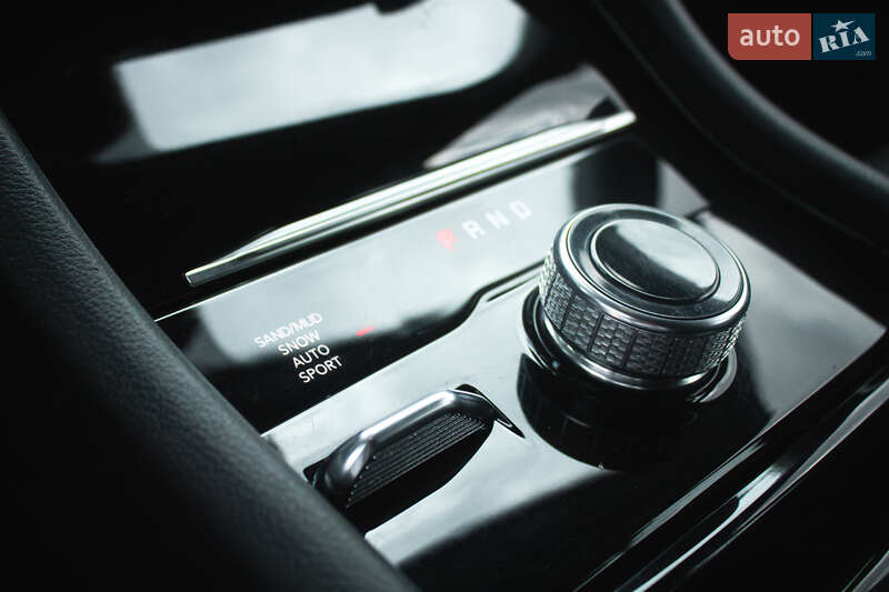 Внедорожник / Кроссовер Jeep Grand Cherokee 2022 в Киеве