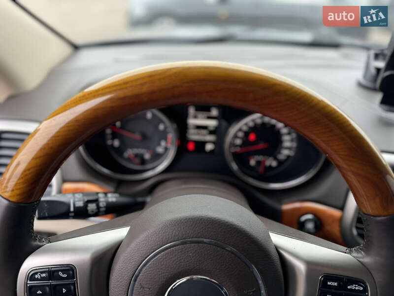 Внедорожник / Кроссовер Jeep Grand Cherokee 2012 в Киеве фото 78 Внедорожник / Кроссовер Jeep Grand Cherokee 2012 в Киеве