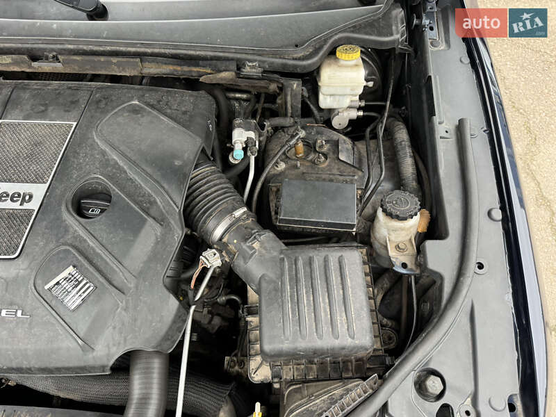 Внедорожник / Кроссовер Jeep Grand Cherokee 2012 в Киеве фото 97 Внедорожник / Кроссовер Jeep Grand Cherokee 2012 в Киеве