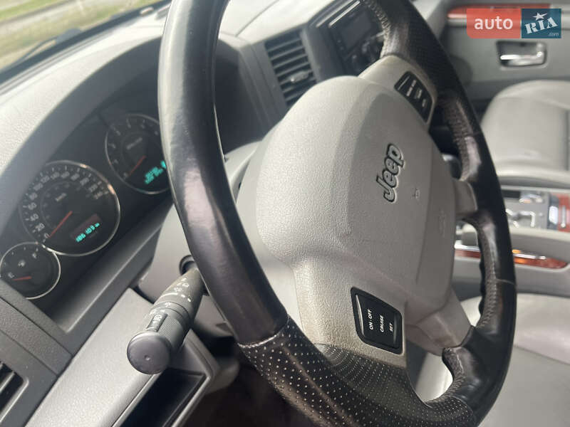 Внедорожник / Кроссовер Jeep Grand Cherokee 2007 в Запорожье