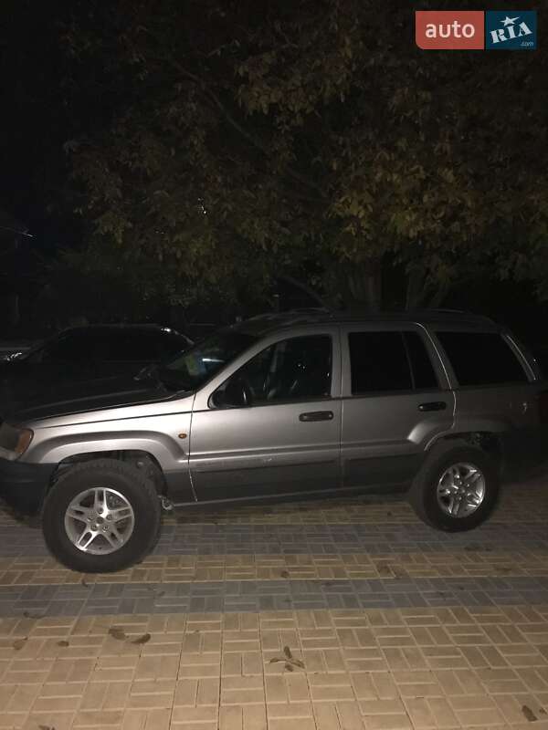 Позашляховик / Кросовер Jeep Grand Cherokee 2002 в Бершаді
