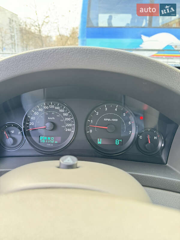 Позашляховик / Кросовер Jeep Grand Cherokee 2005 в Львові