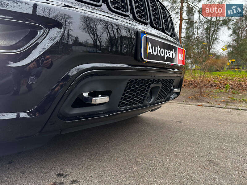 Внедорожник / Кроссовер Jeep Grand Cherokee 2018 в Киеве фото 5 Внедорожник / Кроссовер Jeep Grand Cherokee 2018 в Киеве