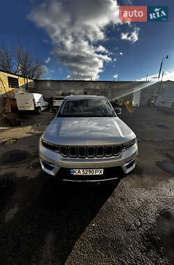 Позашляховик / Кросовер Jeep Grand Cherokee 2022 в Києві