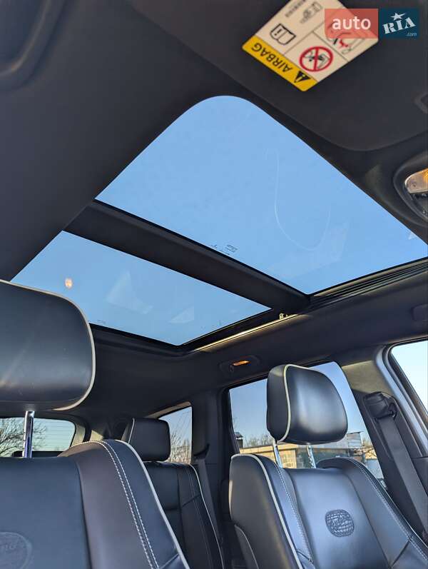 Позашляховик / Кросовер Jeep Grand Cherokee 2015 в Києві фото 6 Позашляховик / Кросовер Jeep Grand Cherokee 2015 в Києві